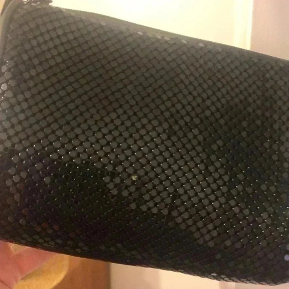 Whiting & Davis black mesh shoulder bag. - Picture 3 of 8